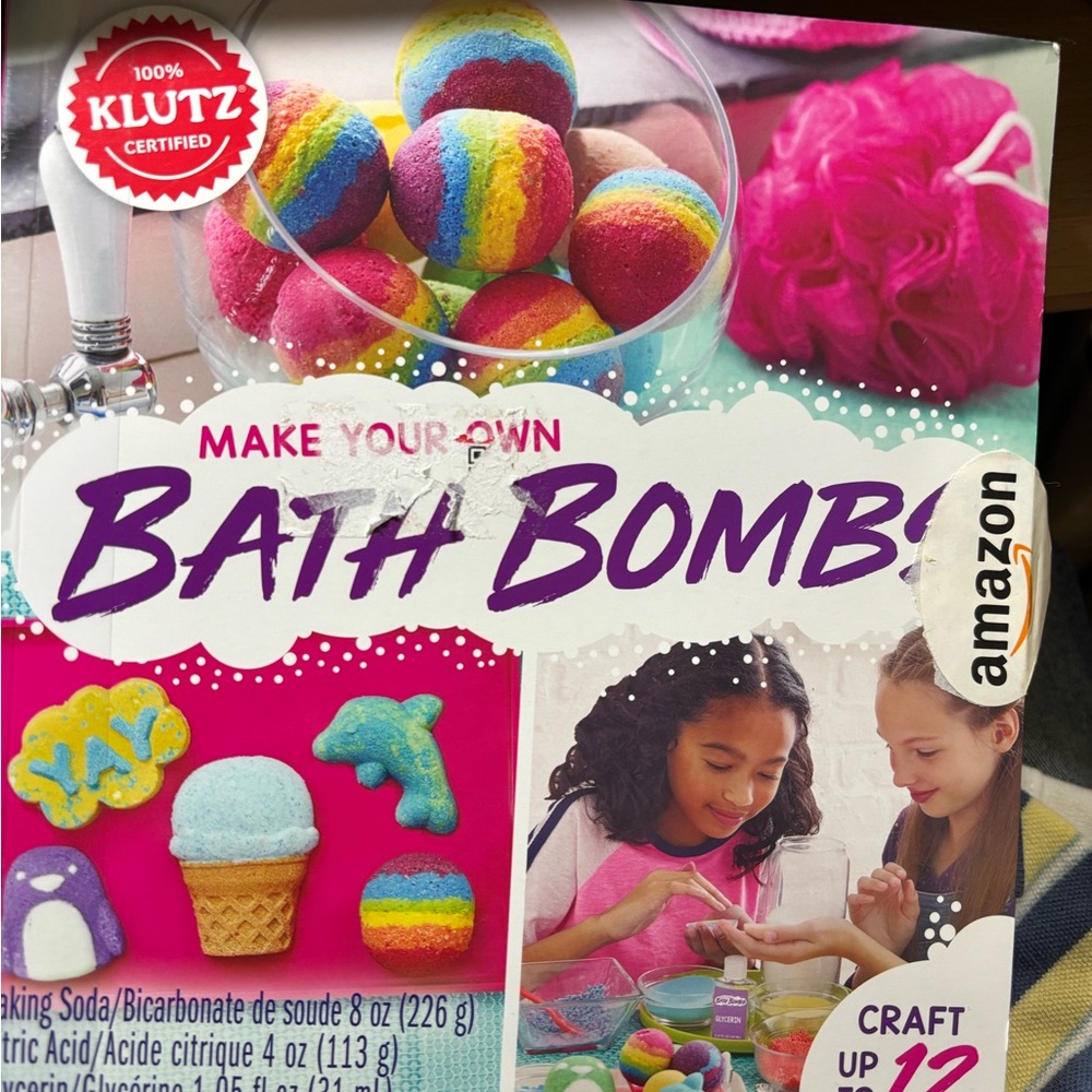 Klutz Rainbow Bath Bomb Kit. New